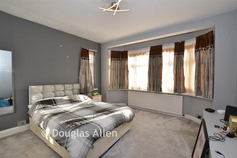 undefined, Clayhall Avenue, Ilford IG5