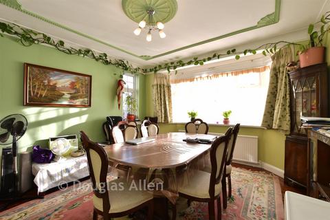 undefined, Clayhall Avenue, Ilford IG5