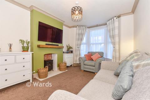 3 bedroom end of terrace house for sale, Francis Road, Ashford, Kent