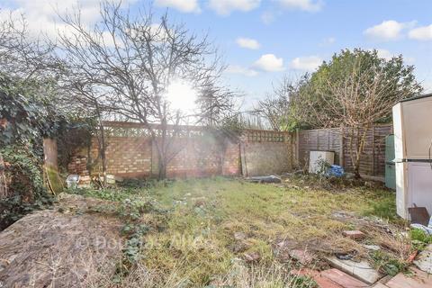 undefined, Chevers Pawen, Basildon, Essex