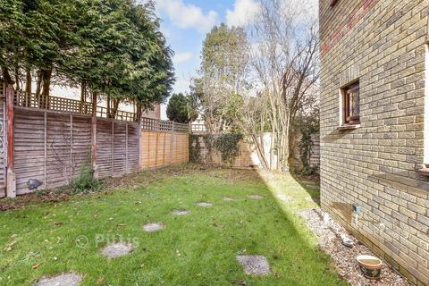 3 bedroom detached house for sale, Fieldfare Road, Carisbrooke, Isle of Wight