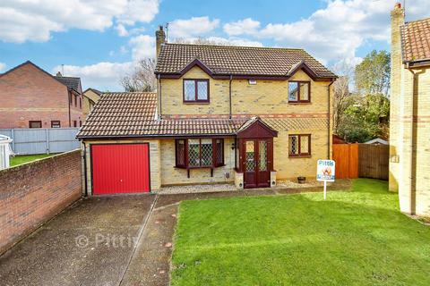 Fieldfare Road, Newport PO30
