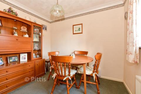 undefined, Fieldfare Road, Newport PO30