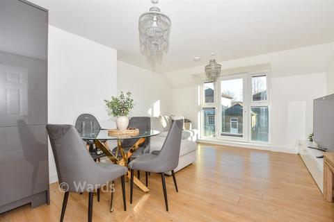 2 bedroom apartment for sale, Queen Anne Road, Maidstone, Kent