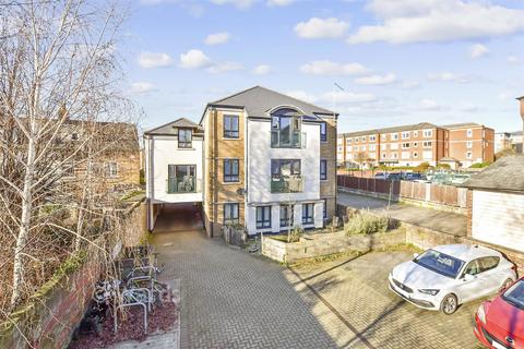 2 bedroom apartment for sale, Queen Anne Road, Maidstone, Kent