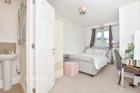 2 bedroom apartment for sale, Queen Anne Court, Maidstone ME14