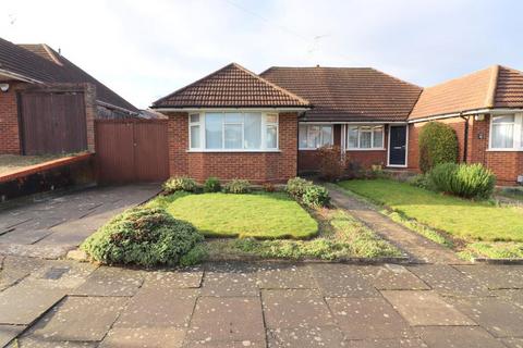 2 bedroom bungalow for sale, Luton LU3