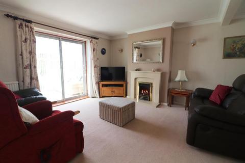 2 bedroom bungalow for sale, Luton LU3