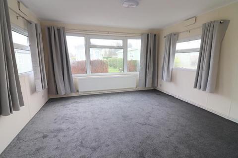 undefined, Luton LU3