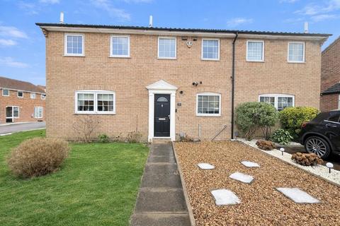 2 bedroom terraced house for sale, Kestrel Way, Birds Estate, Luton, Bedfordshire, LU4 0UD