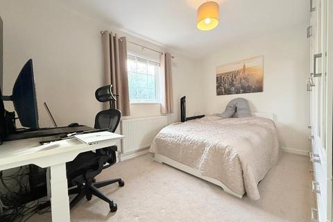 2 bedroom terraced house for sale, Kestrel Way, Birds Estate, Luton, Bedfordshire, LU4 0UD