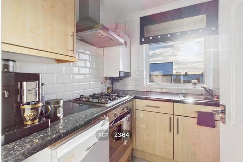 1 bedroom maisonette to rent, Henniker Road, Ipswich, IP1 5HF