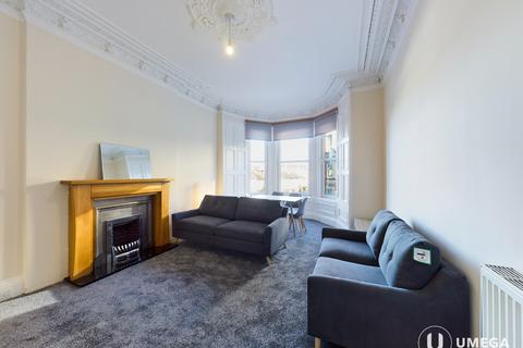 3 bedroom apartment to rent, Polwarth Gardens, Polwarth, Edinburgh, EH11