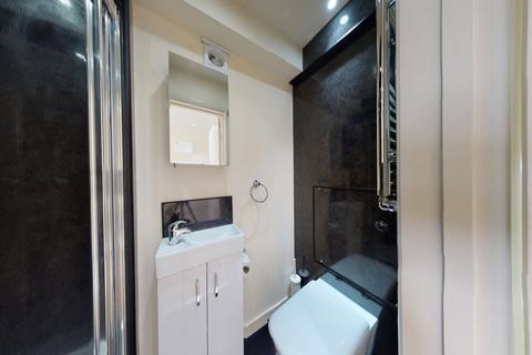 Studio to rent, Anson Road