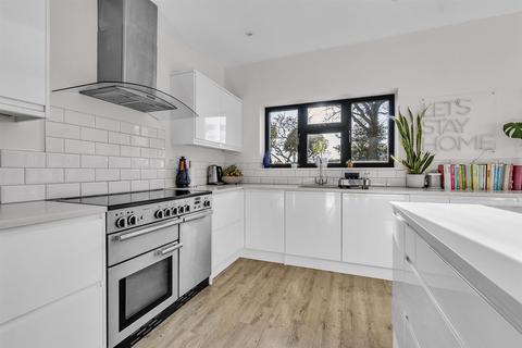 5 bedroom detached house for sale, Shute Road, Kilmington, Axminster