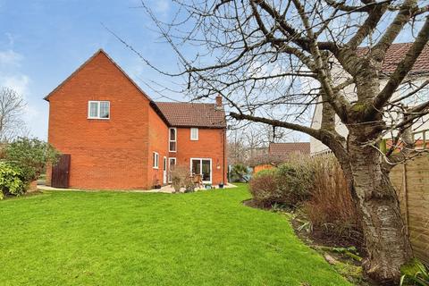 4 bedroom detached house for sale, Manse Gardens, Cheltenham, Gloucestershire