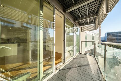 1 bedroom apartment for sale, N V Building, 98 The Quays