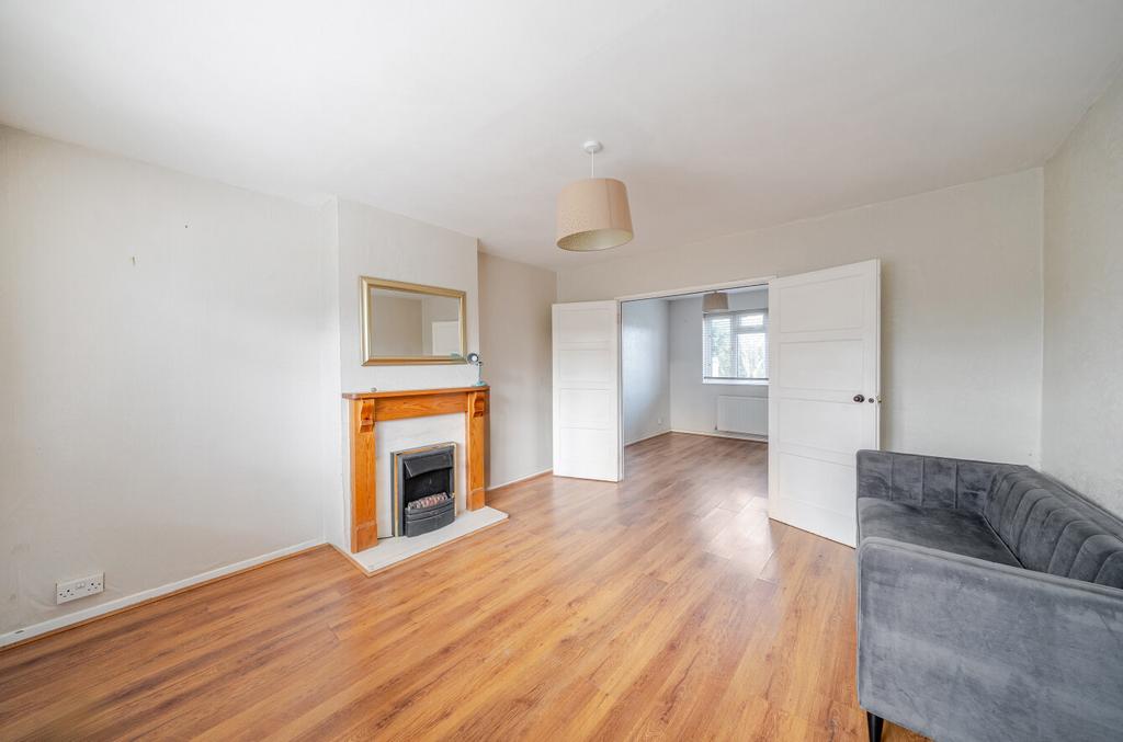Sitting/Dining Room