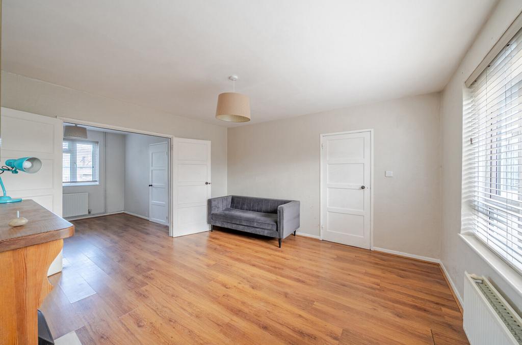 Sitting/Dining Room