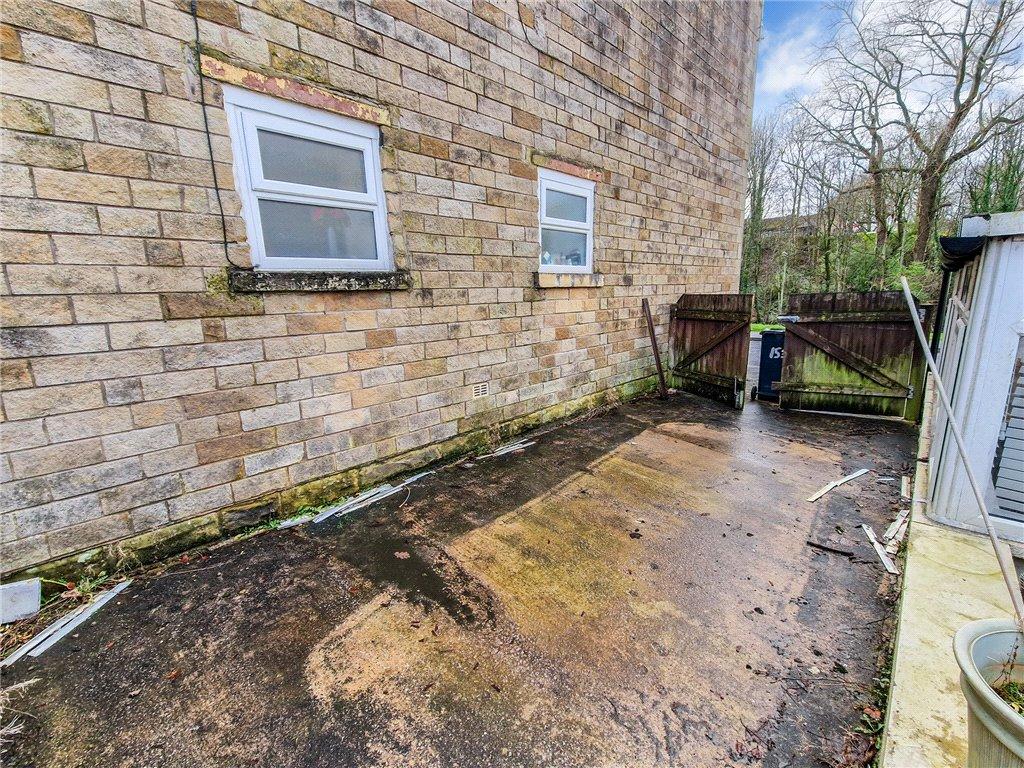 Garden/Parking