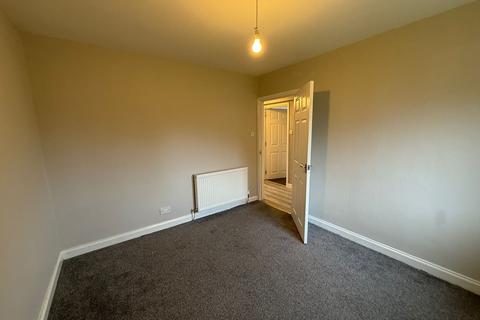 2 bedroom flat to rent, Huntly Place, Dundee DD4