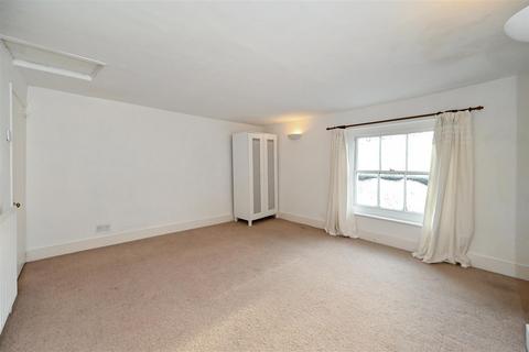 undefined, Tarrant Street, Arundel