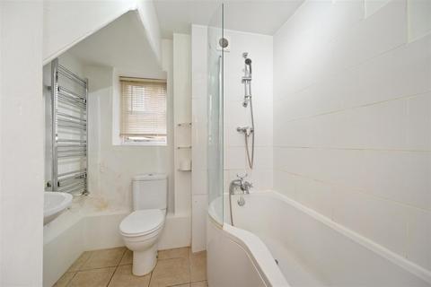 undefined, Tarrant Street, Arundel