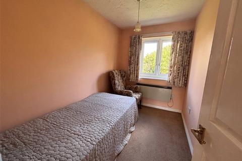 2 bedroom apartment for sale, Cunningham Close, Chadwell Heath RM6