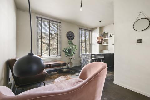 1 bedroom apartment for sale, Highbury Hill, London, N5