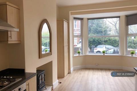 1 bedroom flat to rent, Fairfield Road, Chesterfield, S40