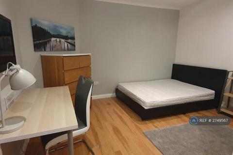 undefined, Queens Road, Beeston, Nottingham, NG9