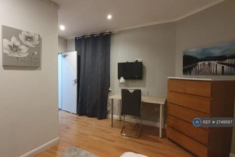undefined, Queens Road, Beeston, Nottingham, NG9