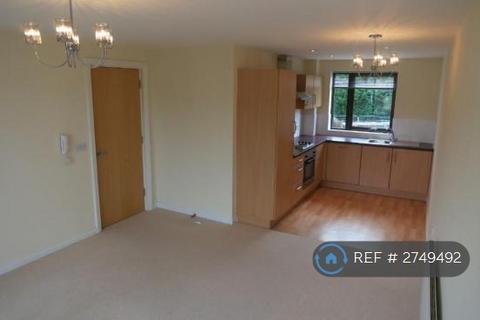 2 bedroom flat to rent, Dock Lane, Shipley, BD17