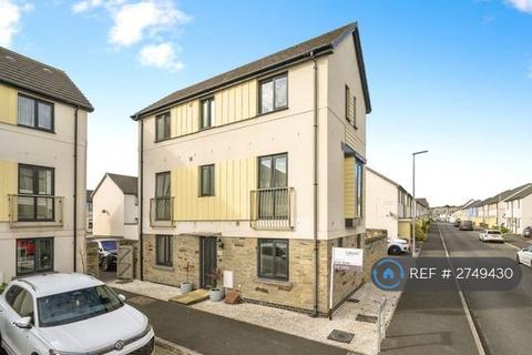 4 bedroom detached house to rent - Sourton Square, Plymouth, PL9