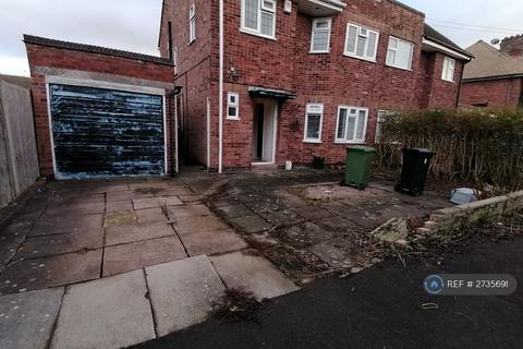 3 bedroom semi-detached house to rent, Hill Way Odbay, Leicester, LE2