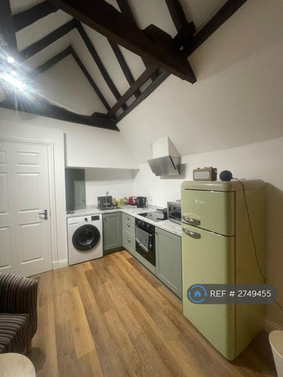Flat 5 Kitchen/Living