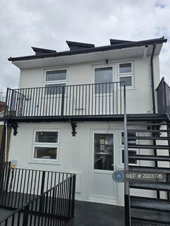 undefined, High Street, Waltham Cross, EN8