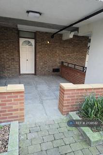 5 bedroom terraced house to rent, Portmeadow Walk, London, SE2