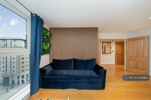 2 bedroom flat to rent, Aspecourt Court, London, SW6