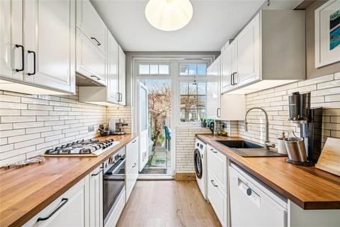 2 bedroom apartment for sale, Godley Road, SW18