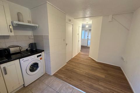 1 bedroom flat to rent, Edmeston Close, London E9