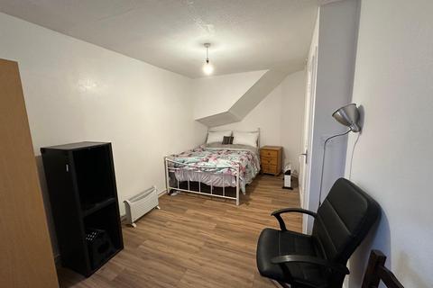 1 bedroom flat to rent, Edmeston Close, London E9