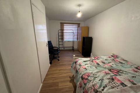 1 bedroom flat to rent, Edmeston Close, London E9