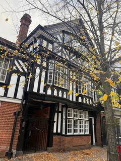 Retail property (high street) to rent, 7 Windsor End Beaconsfield HP9 2JJ