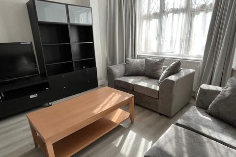 4 bedroom terraced house to rent, Princes Gardens, London