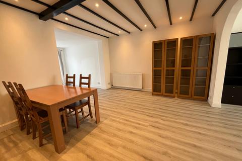 4 bedroom terraced house to rent, Princes Gardens, London