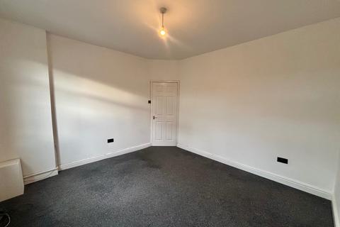4 bedroom terraced house to rent, 91a Gadlys Road, Aberdare