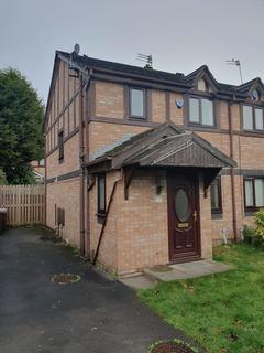 3 bedroom semi-detached house to rent, Kilrush Avenue, Eccles, Manchester