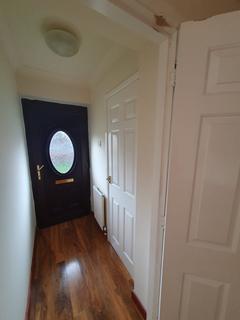 3 bedroom semi-detached house to rent, Kilrush Avenue, Eccles, Manchester