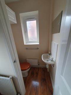 3 bedroom semi-detached house to rent, Kilrush Avenue, Eccles, Manchester